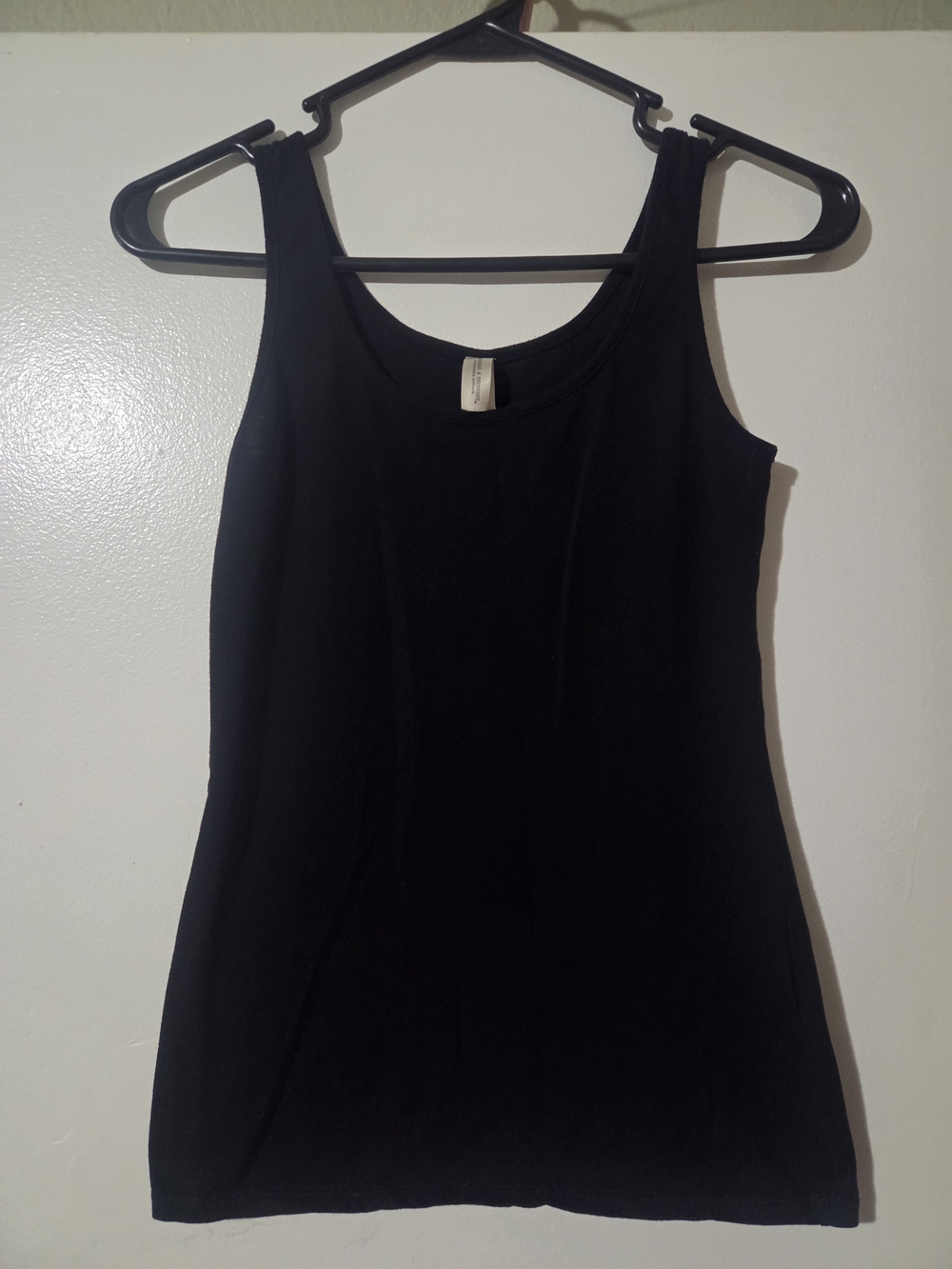 Threads 4 Thought Black Scoop Neck Women's Tank Top